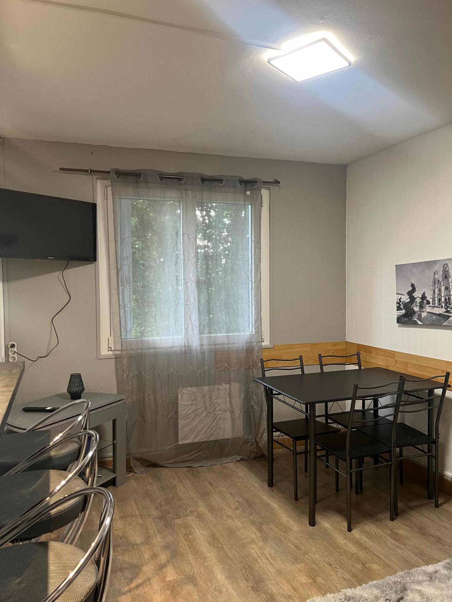 Appartement Business&Famille Pres Gare Orleans Tv Wifi Екстериор снимка